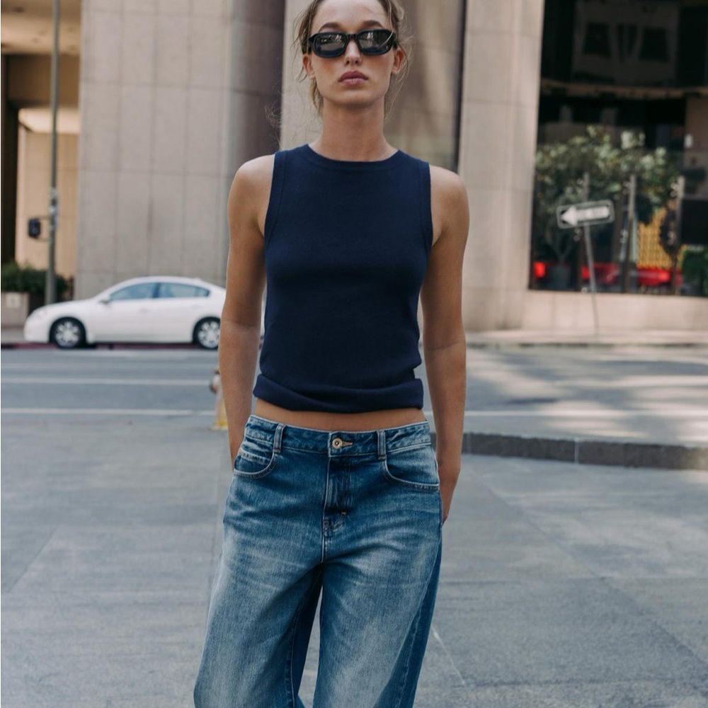 New with tags Black two tone texture tank top Zara Size Small